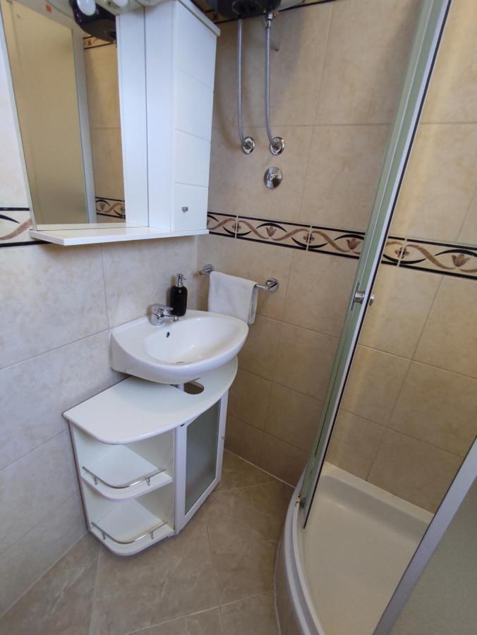 Three Lions Apartment Pula Bagian luar foto